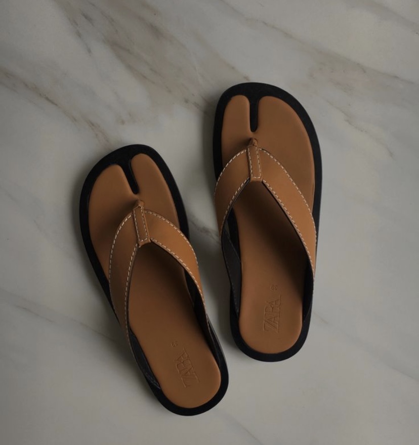 Brown styled palm for men
