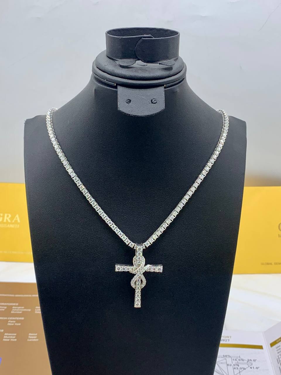VVS Moissanite Diamond Tennis Neckchain and Cross Pendant